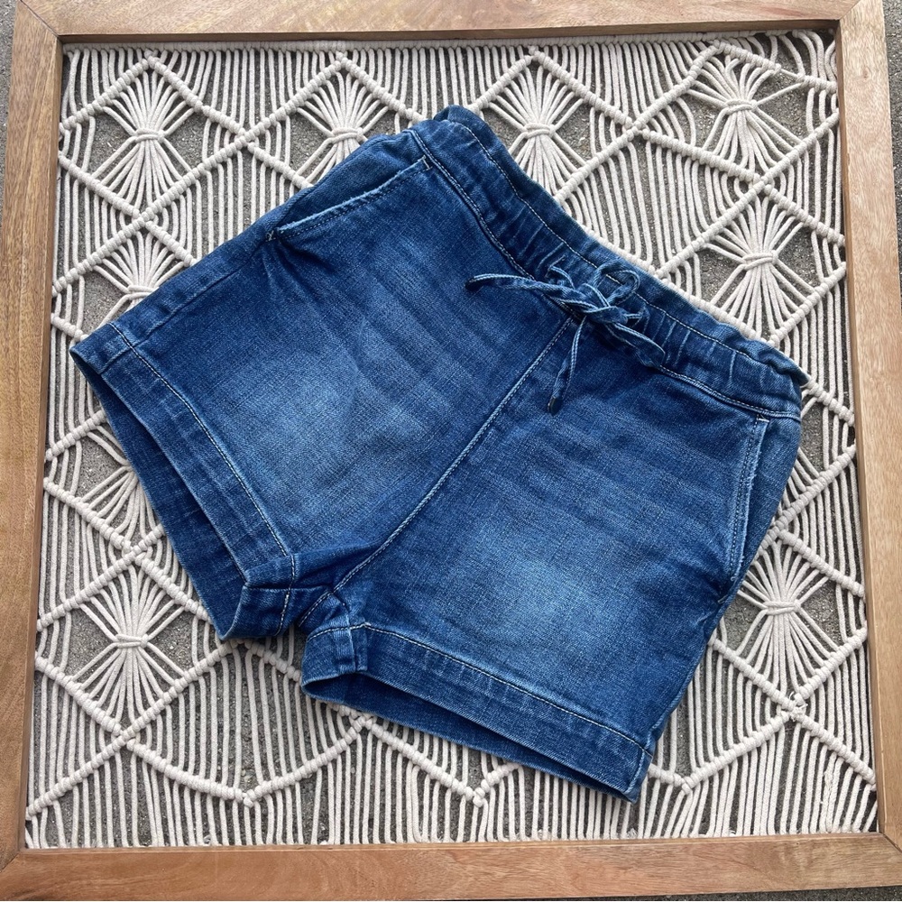 KanCan High Rise Jean Shorts Size Small